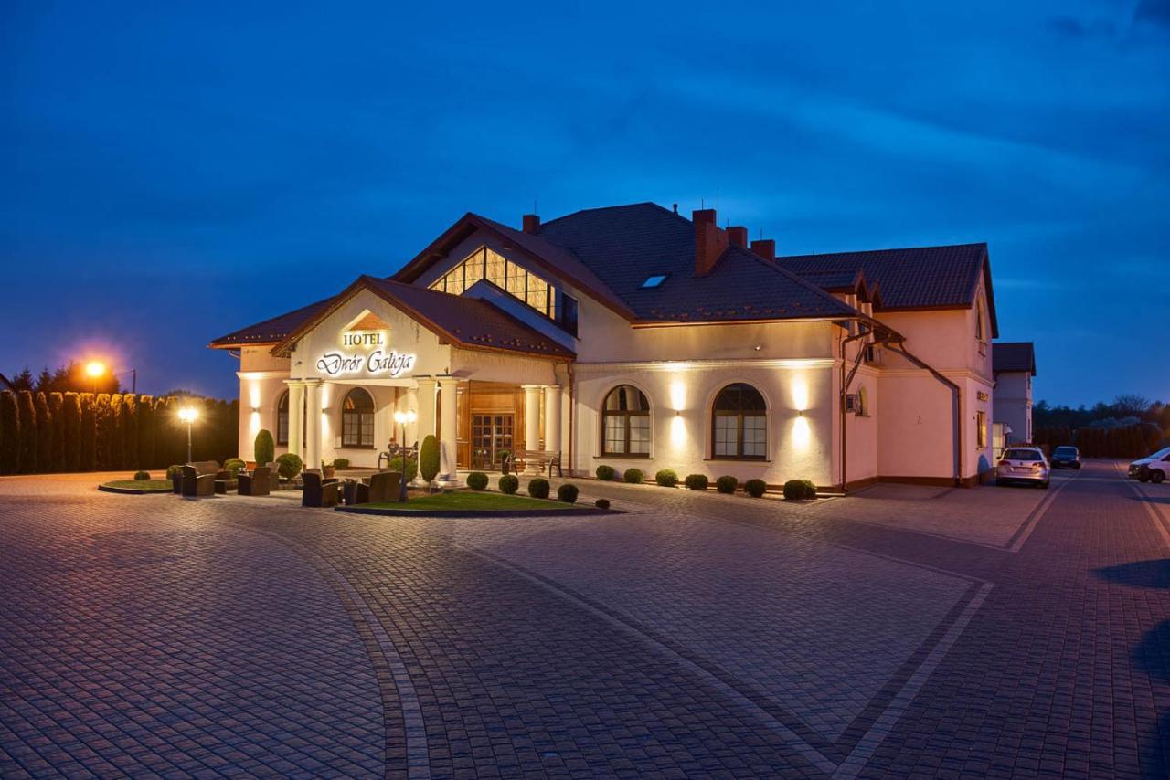 Hotel Dwor Galicja Stalowa Wola Exterior photo